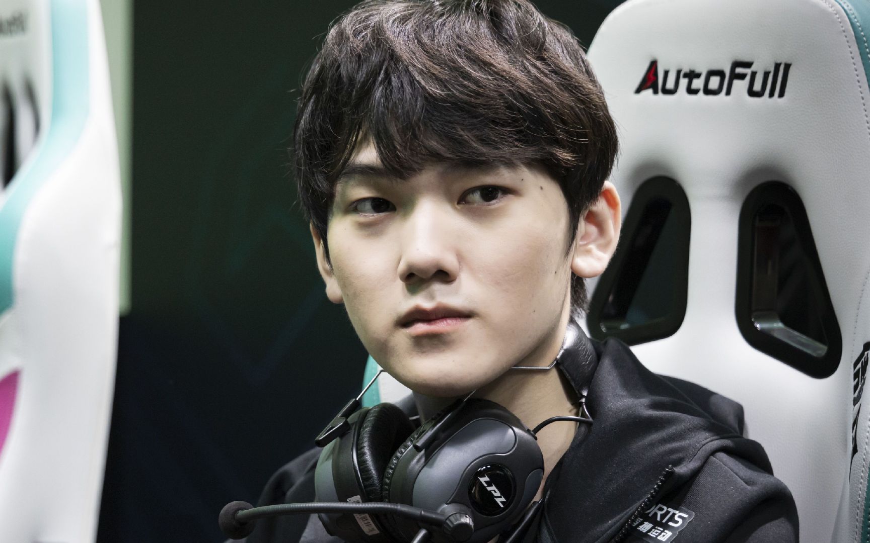 竞技宝电竞-关于JackeyLove赛事官方发布势不可挡新规，DWG争议不断！的信息