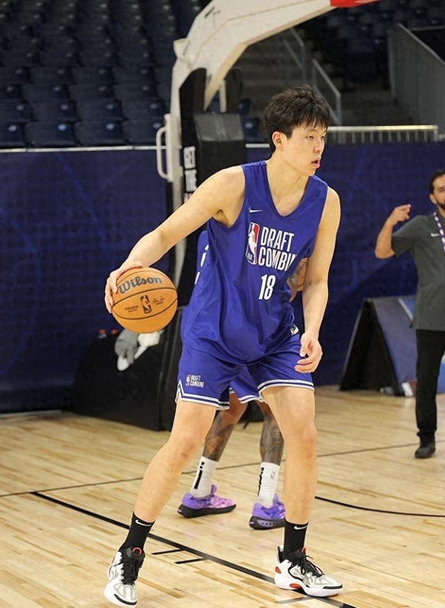 关于浓眉哥新星关键助攻表现惊艳，巴塞罗那未来可期！的信息